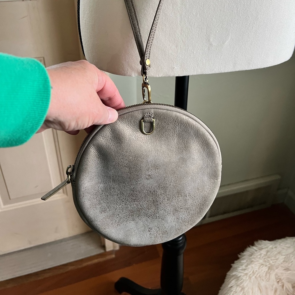 Hobo International Array Round Leather Crossbody … - image 7